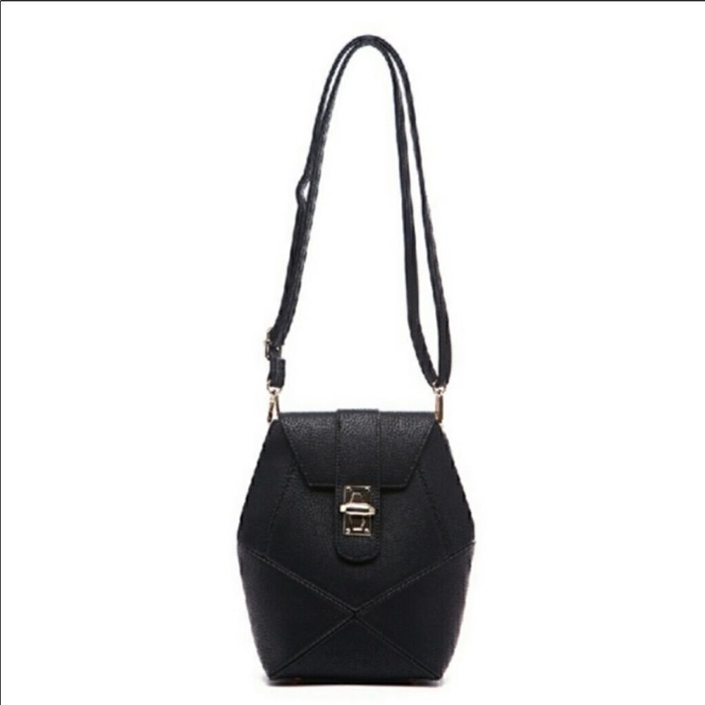 Hexagonal Crossbody Bag‎